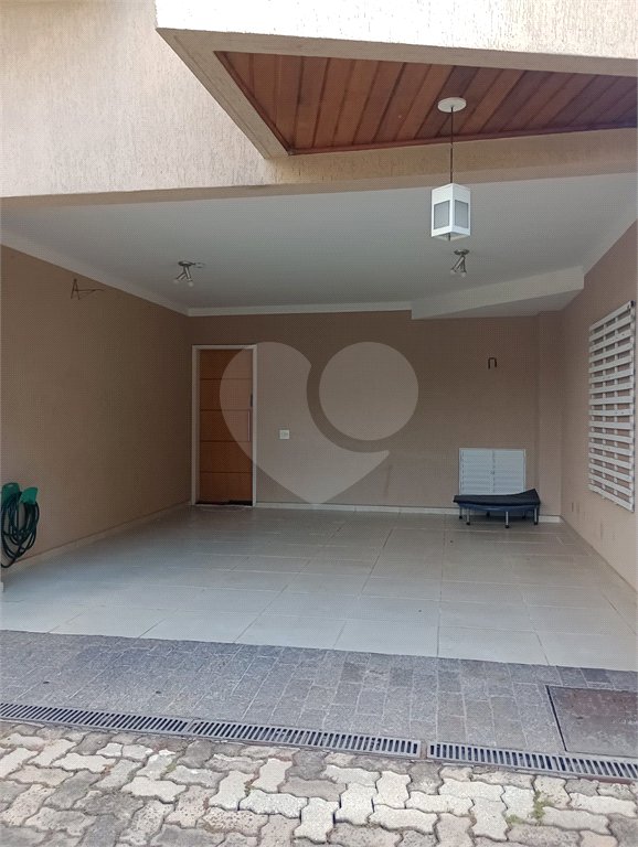 Casa à venda com 3 quartos, sendo 2 suítes, no condomínio Palmas do Tremembé, São Paulo - SP