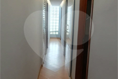 Casa para alugar com 4 quartos, sendo 2 suítes, em Jardim Las Vegas, Santo André, SP