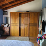 Sobrado à venda com 4 quartos, sendo 1 suíte, em Vila Romão, Salto, SP