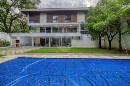 Sobrado à venda com 5 suítes em Alto da Boa Vista, São Paulo, SP