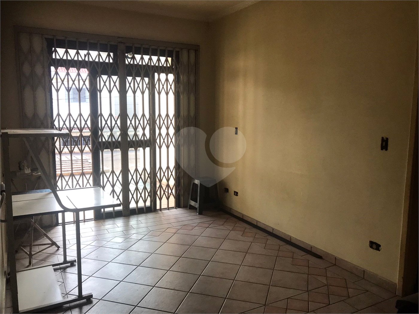 Sobrado à venda com 5 quartos, sendo 1 suíte, em Tremembé, São Paulo, SP