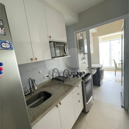 Apartamento à venda com 2 quartos, sendo 1 suíte, em Vila Anastácio, São Paulo, SP