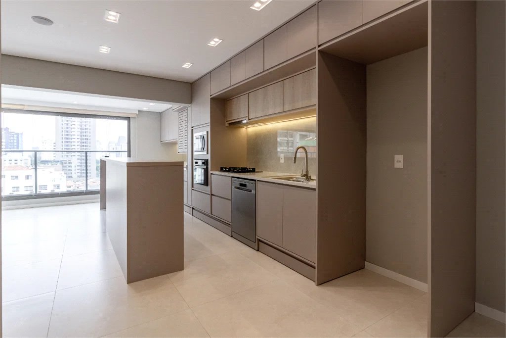 Apartamento à venda com 3 quartos, sendo 2 suítes, em Brooklin Paulista, São Paulo, SP