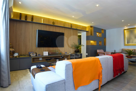 Apartamento à venda com 2 suítes em Santa Cecília, São Paulo, SP