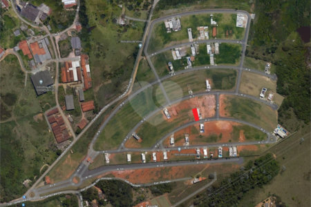 Terreno à venda no condomínio Residencial Veneza, Mogi das Cruzes - SP