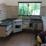 Casa à venda com 4 quartos, sendo 2 suítes, no condomínio Flamboyant, Atibaia - SP