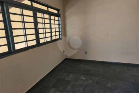 Casa à venda com 2 quartos em Vila Santa Maria (vila Xavier), Araraquara, SP