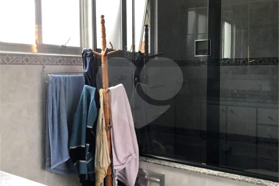 Sobrado à venda com 3 quartos, sendo 1 suíte, em Vila Gustavo, São Paulo, SP