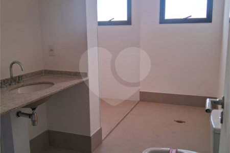 Apartamento à venda com 4 suítes em Pinheiros, São Paulo, SP