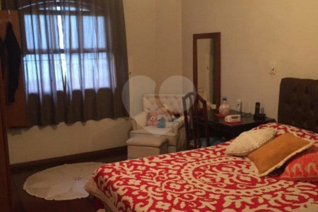 Casa à venda com 3 quartos, sendo 1 suíte, em Jardim São Paulo(zona Norte), São Paulo, SP