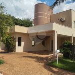 Sobrado à venda com 4 quartos, sendo 3 suítes, em Altos do Jaraguá, Araraquara, SP