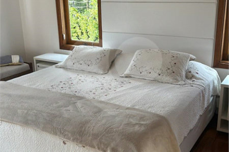 Casa à venda com 3 suítes no condomínio Vila Austríaca, Campos do Jordão - SP