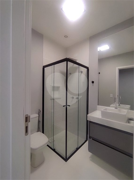 Casa à venda com 3 suítes no condomínio La Reserva Residencial, Atibaia - SP