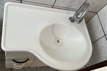Apartamento para alugar com 2 quartos em Jardim Adriane, Itaquaquecetuba, SP