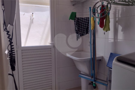 Casa à venda com 3 quartos, sendo 1 suíte, no condomínio Residencial Bouganville, Araraquara - SP