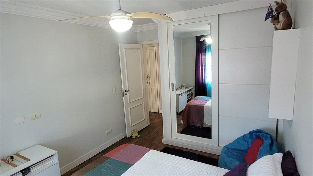 Sobrado à venda com 4 quartos, sendo 3 suítes, em Brooklin Paulista, São Paulo, SP