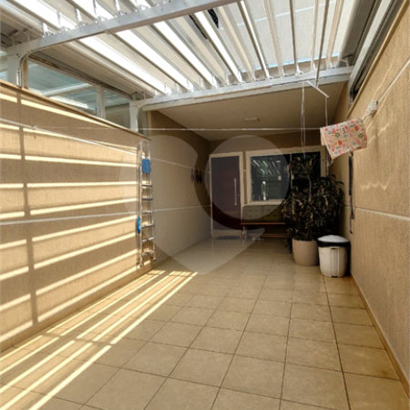Sobrado à venda com 3 quartos, sendo 1 suíte, em Vila Nivi, São Paulo, SP