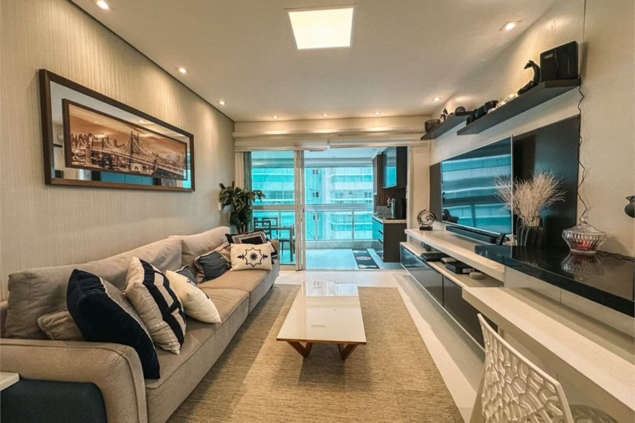 Apartamento à venda com 3 quartos, sendo 2 suítes,  em Riviera de São Lourenço, Bertioga, SP