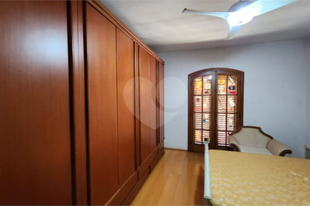 Sobrado à venda ou para alugar com 5 quartos, sendo 1 suíte, em Vila Harmonia, Araraquara, SP