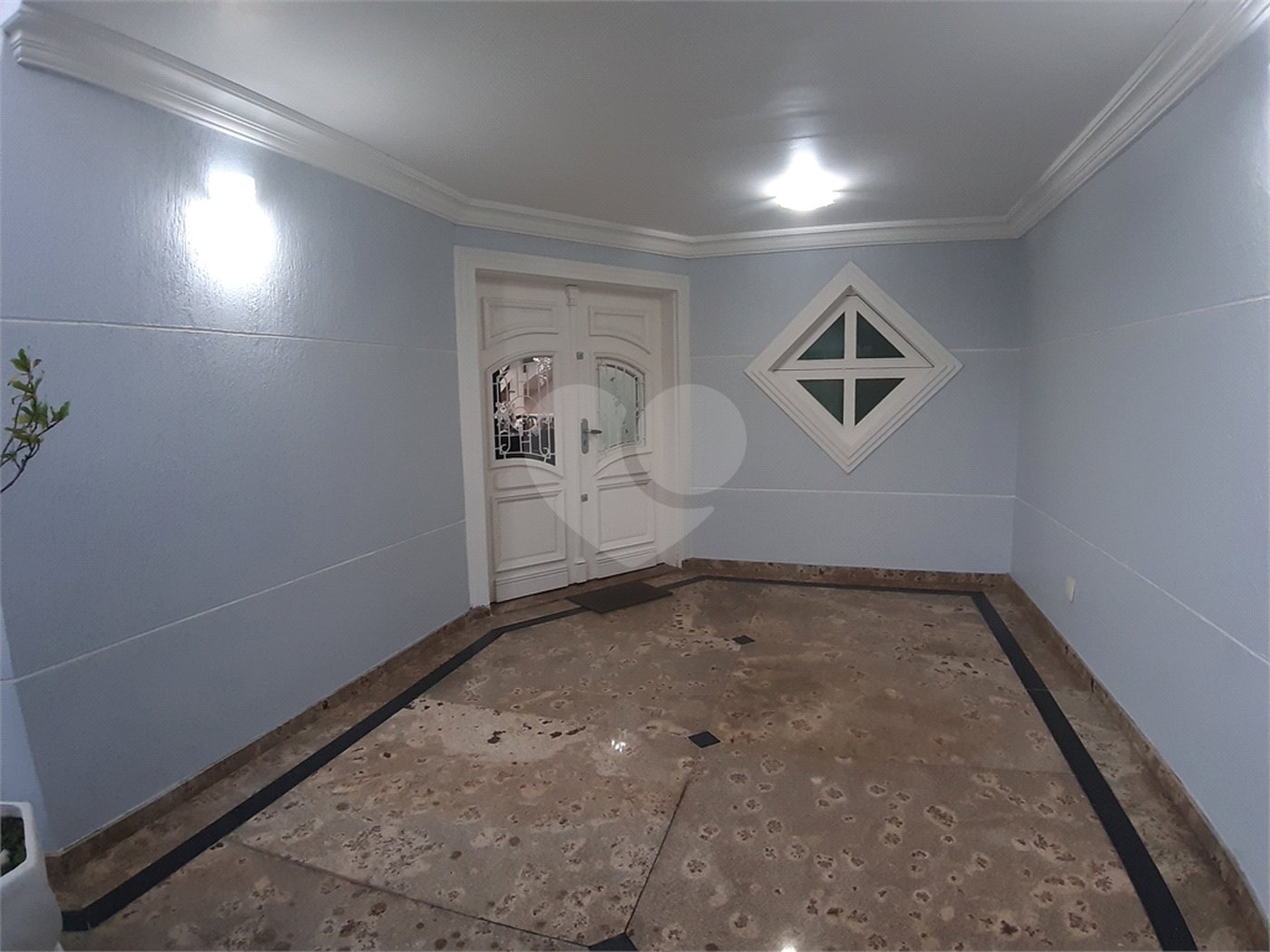 Casa à venda com 4 quartos, sendo 2 suítes, em Jardim Leonor Mendes de Barros, São Paulo, SP
