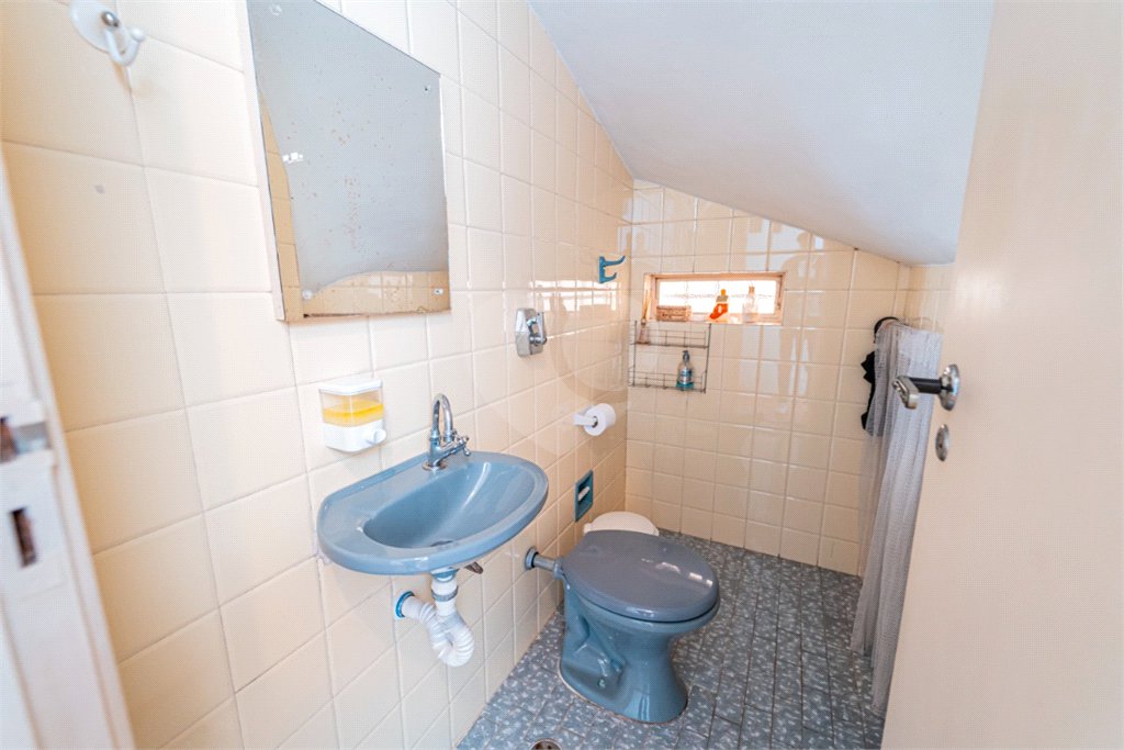 Sobrado à venda com 3 quartos, sendo 1 suíte, em Moema, São Paulo, SP