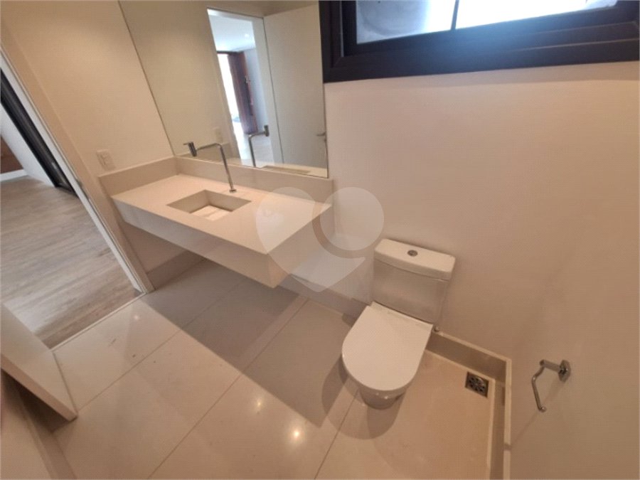 Casa à venda ou para alugar com 3 suítes no condomínio Boulevard Ibirapuera, São Paulo - SP