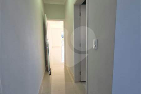 Casa à venda com 3 suítes em Marambaia, Vinhedo, SP
