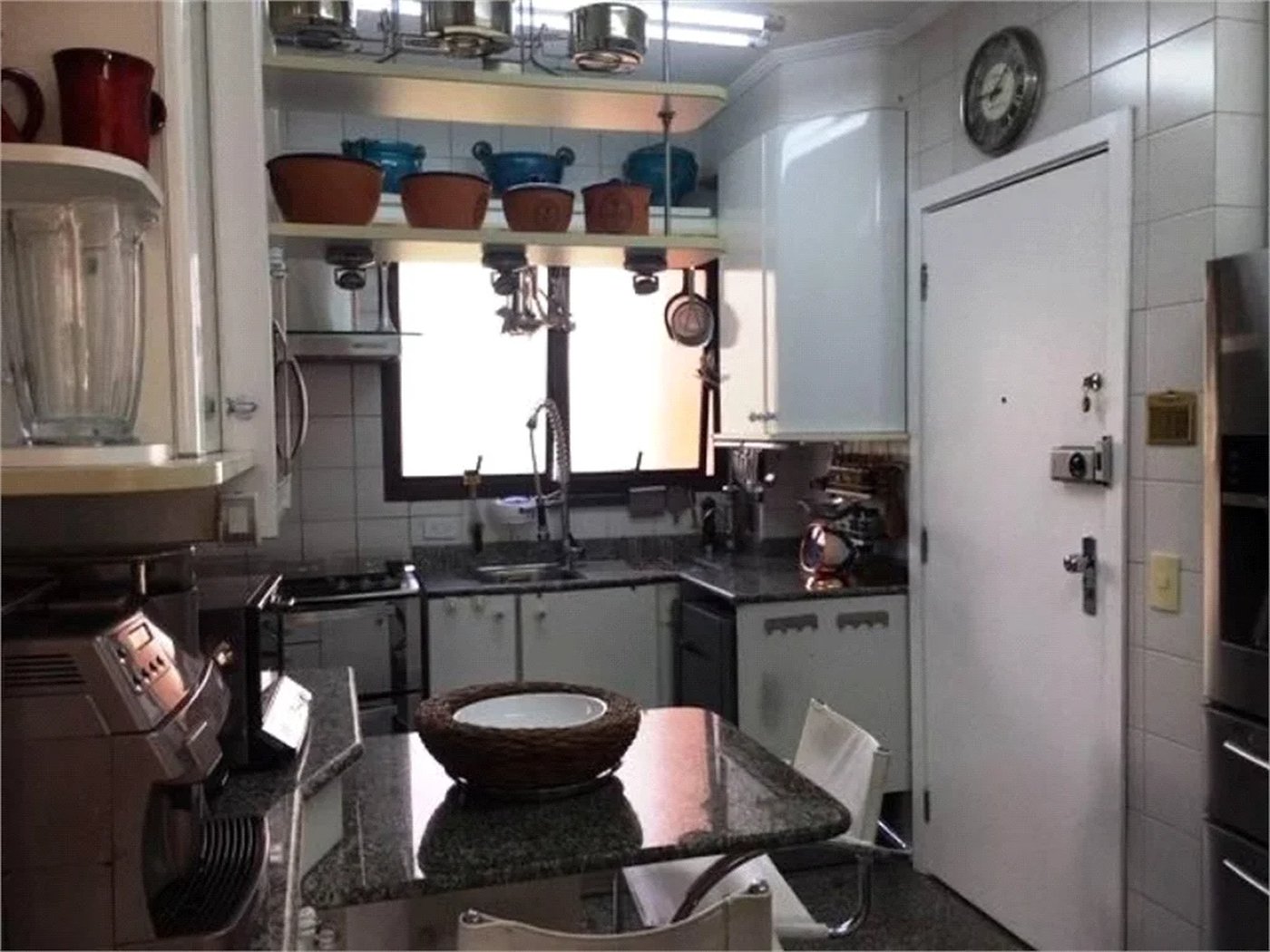 Cobertura à venda com 3 quartos, sendo 1 suíte, em Vila Andrade, São Paulo, SP