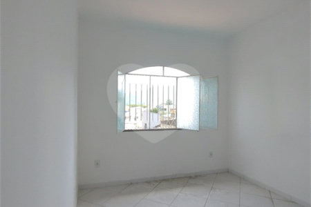 Casa à venda com 3 quartos, sendo 1 suíte, em Campo Grande, Rio de Janeiro, RJ