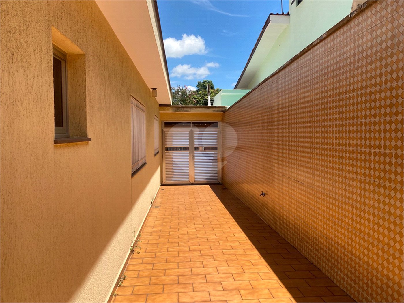 Casa à venda com 2 quartos, sendo 1 suíte, em Vila Rosália, Guarulhos, SP