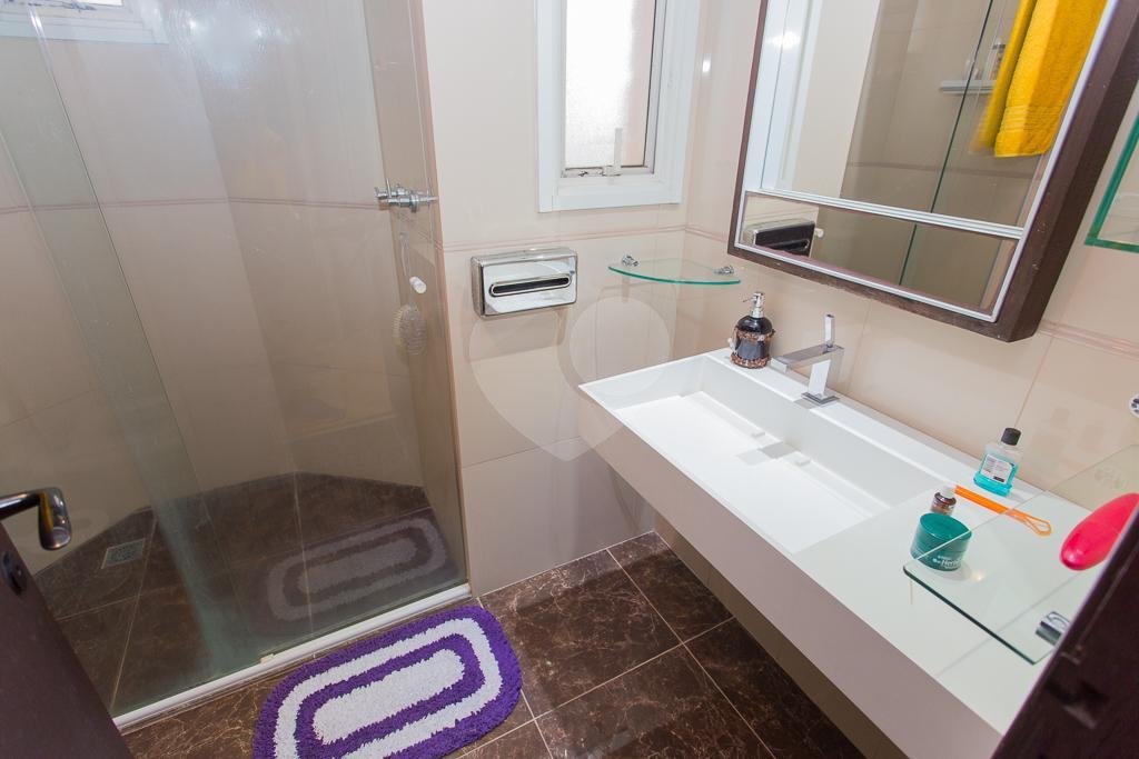 Apartamento para alugar com 5 quartos, sendo 3 suítes, em Alto de Pinheiros, São Paulo, SP