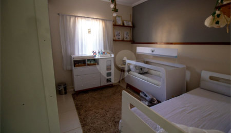 Casa à venda com 6 quartos, sendo 2 suítes,  em Ibiúna, Ibiúna, SP