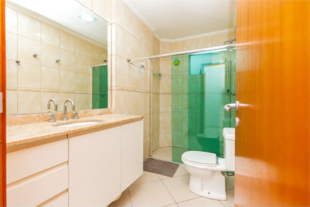 Apartamento à venda com 4 quartos, sendo 1 suíte, em Jardim Monte Kemel, São Paulo, SP