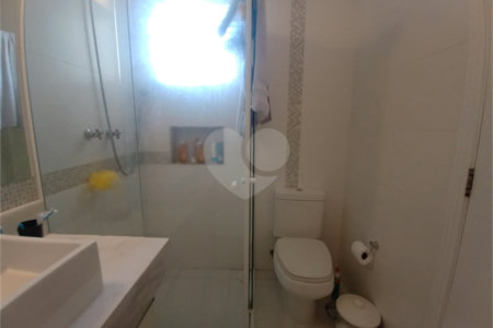 Sobrado à venda com 3 suítes em Água Fria, São Paulo, SP