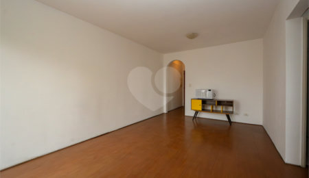 Apartamento à venda com 3 quartos, sendo 1 suíte, em Vila Sofia, São Paulo, SP
