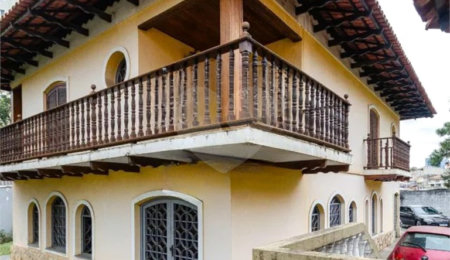 Casa à venda ou para alugar com 4 suítes em Vila Comercial, São Paulo, SP
