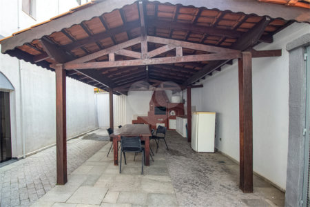 Apartamento à venda com 3 quartos, sendo 2 suítes, em Água Branca, São Paulo, SP