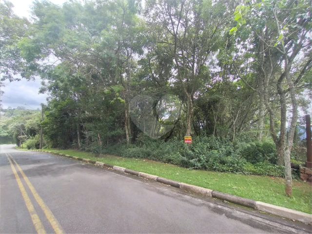 Terreno à venda no condomínio Cantareira, Mairiporã - SP