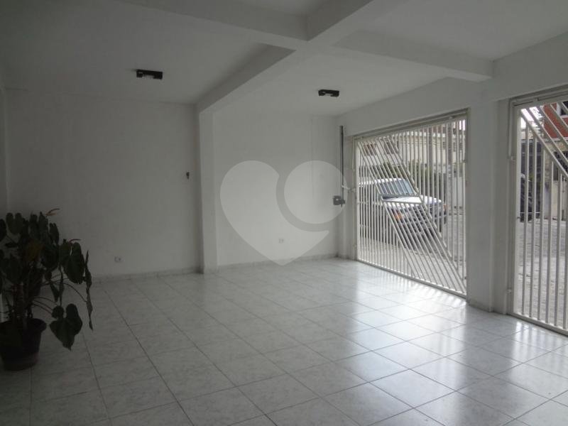Casa Térrea à venda com 4 quartos, sendo 1 suíte, em Vila Mazzei, São Paulo, SP