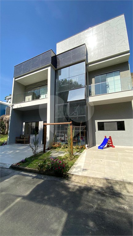 Casa à venda ou para alugar com 3 suítes no condomínio Mansões da Prata, Rio de Janeiro - RJ