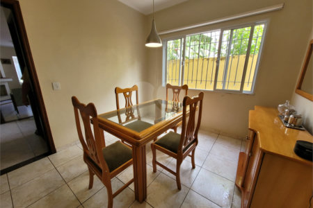 Sobrado à venda com 3 quartos, sendo 1 suíte, em Jardim Líbano, São Paulo, SP