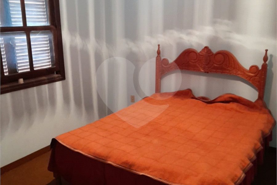 Casa à venda com 5 quartos, sendo 1 suíte, em Chácaras Bom Tempo, Franco da Rocha, SP