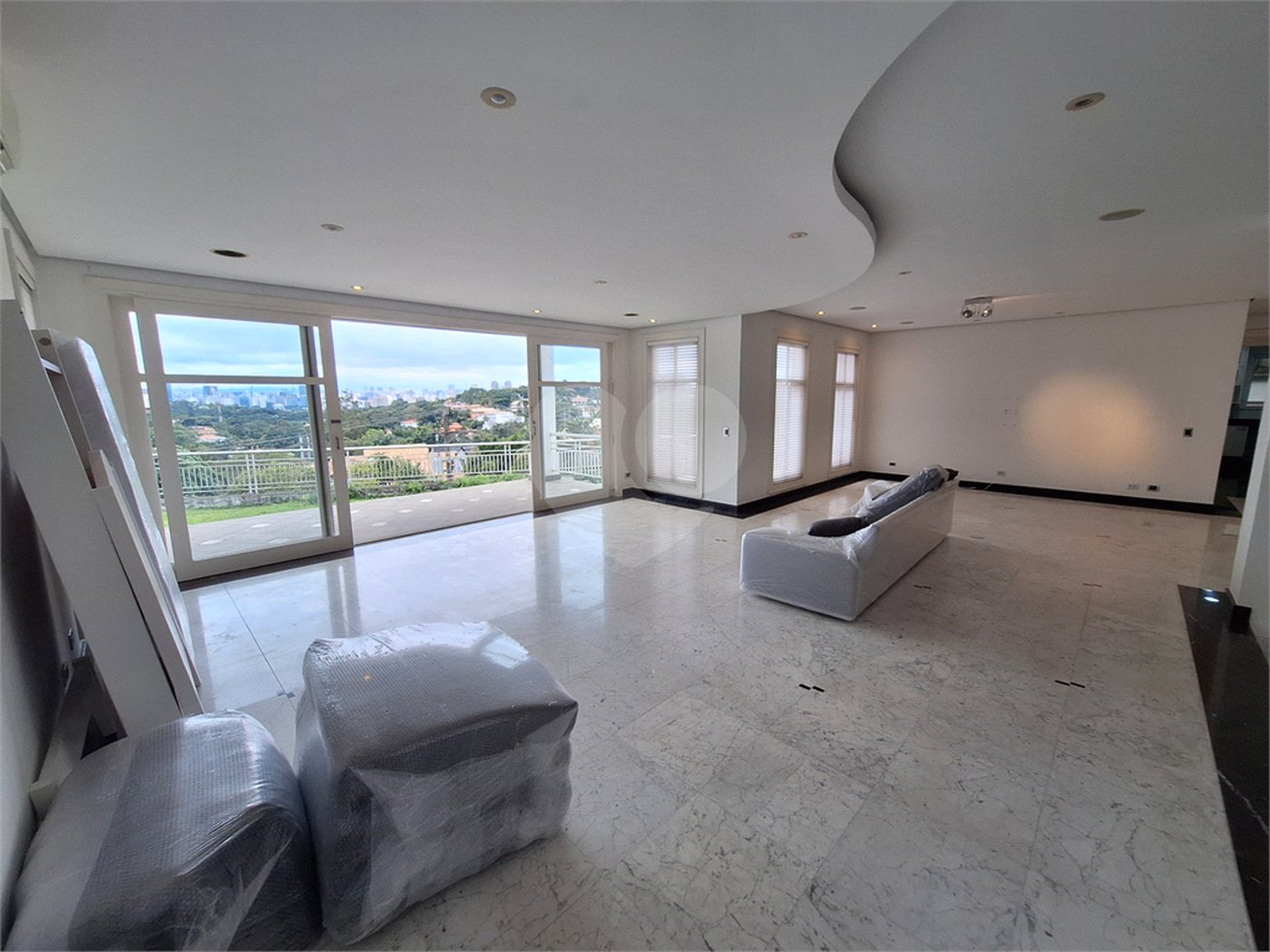 Casa à venda com 4 suítes no condomínio Villagio DI Sopra, São Paulo - SP