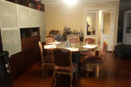 Apartamento à venda com 3 quartos, sendo 1 suíte, em Real Parque, São Paulo, SP