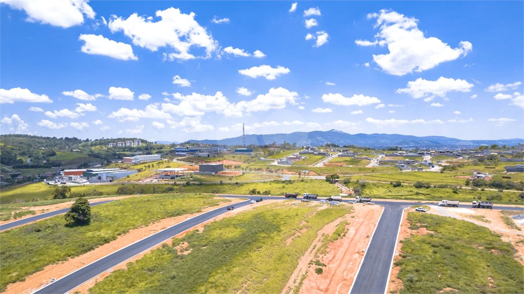 Terreno à venda no condomínio Parque Serras de Atibaia 3, Atibaia - SP