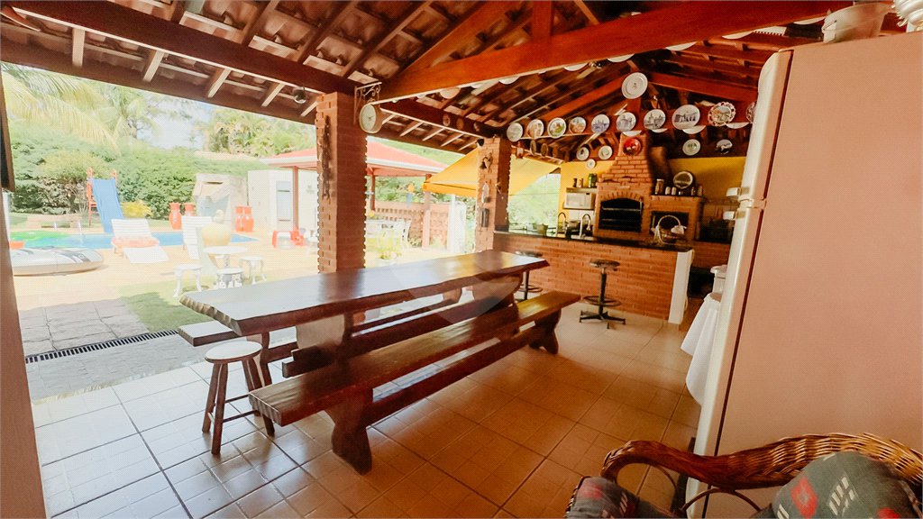 Casa à venda com 4 suítes no condomínio Monte Belo, Salto - SP
