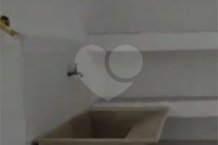 Sobrado à venda com 3 quartos em Vila Lageado, São Paulo, SP