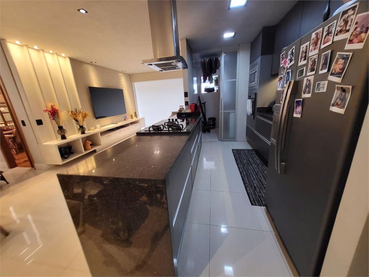 Apartamento Residencial à venda, Gonzaga, Santos - AP1097.