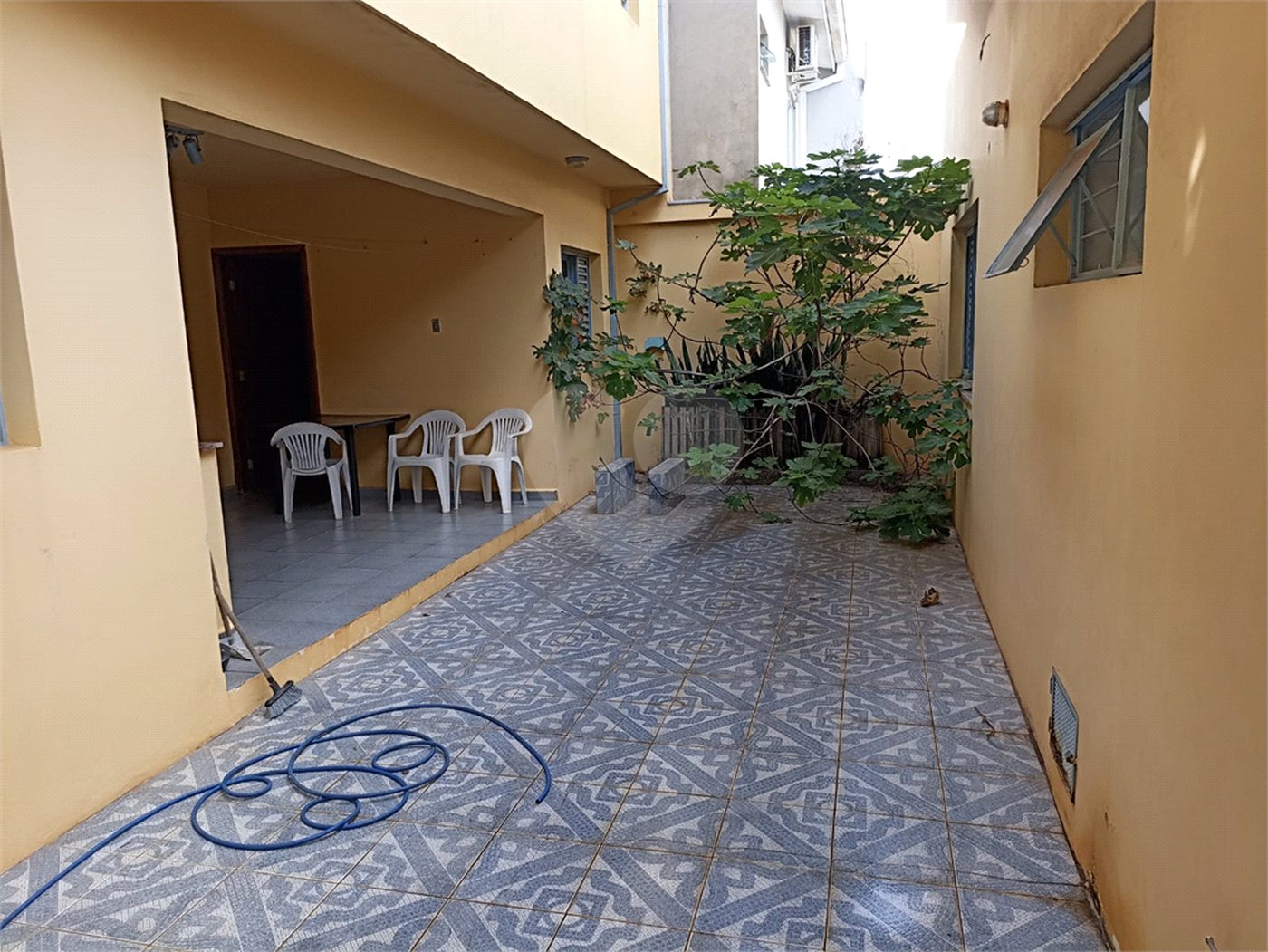 Casa à venda com 6 quartos, sendo 2 suítes, no Centro, Itapetininga, SP
