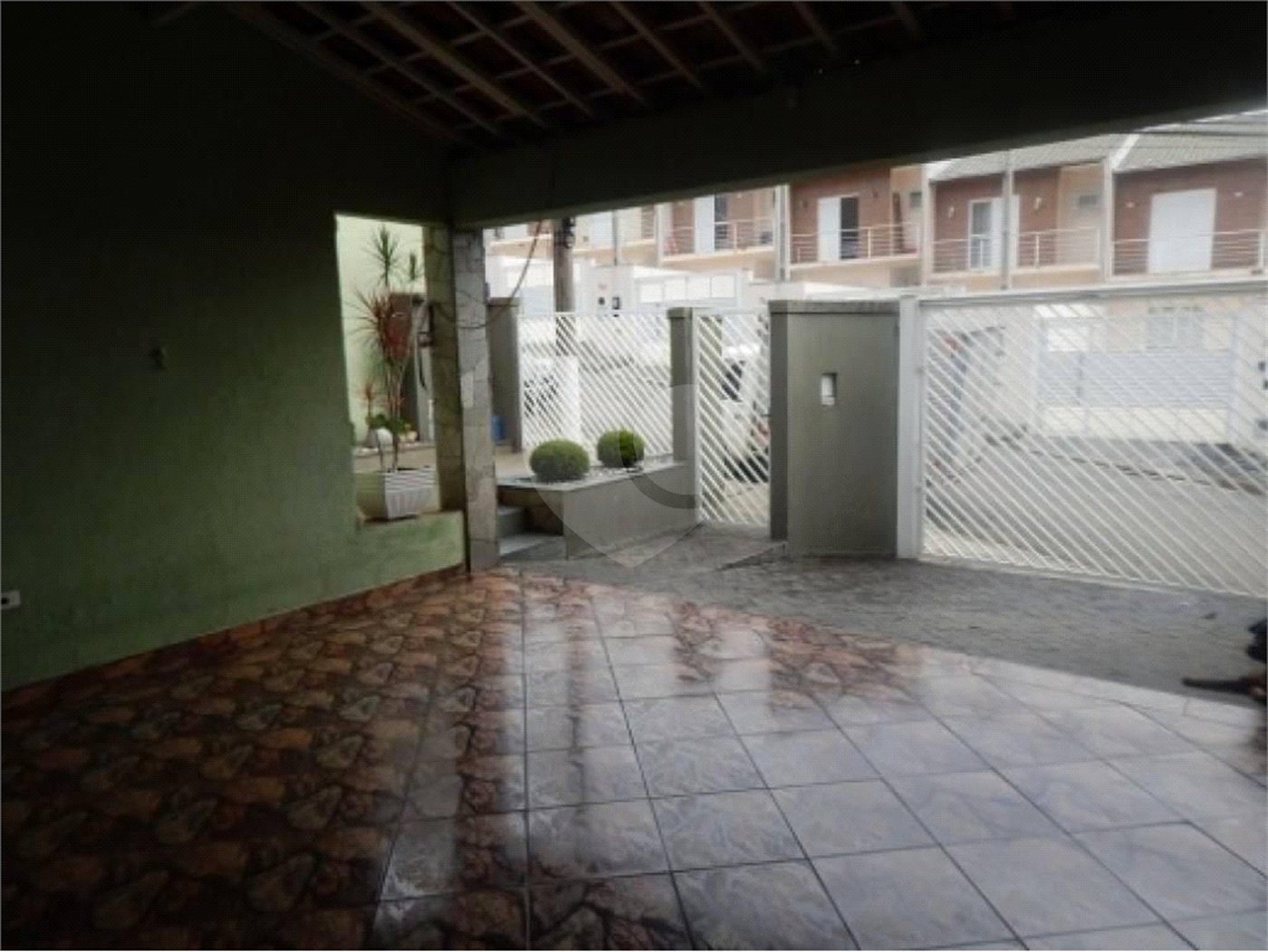 Casa à venda com 3 quartos, sendo 1 suíte,  em Vila Suissa, Mogi das Cruzes, SP